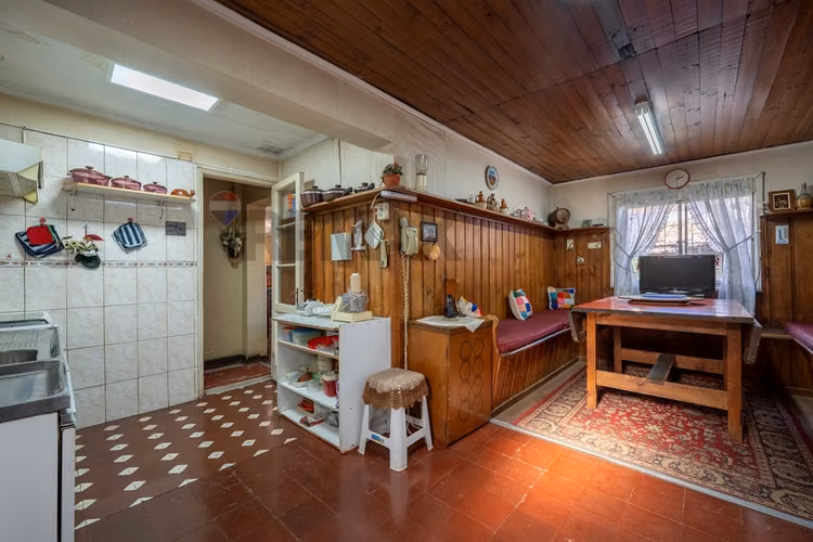 Más de 1.000 m² para invertir en la reina