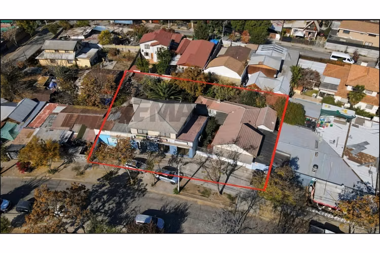 Más de 1.000 m² para invertir en la reina