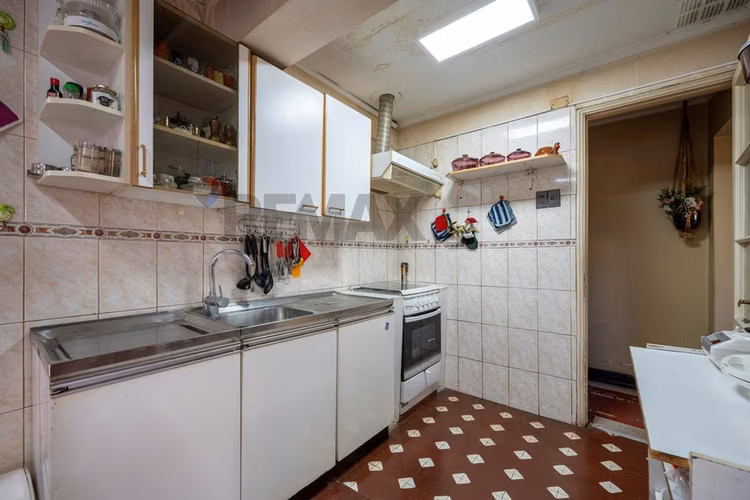 Más de 1.000 m² para invertir en la reina