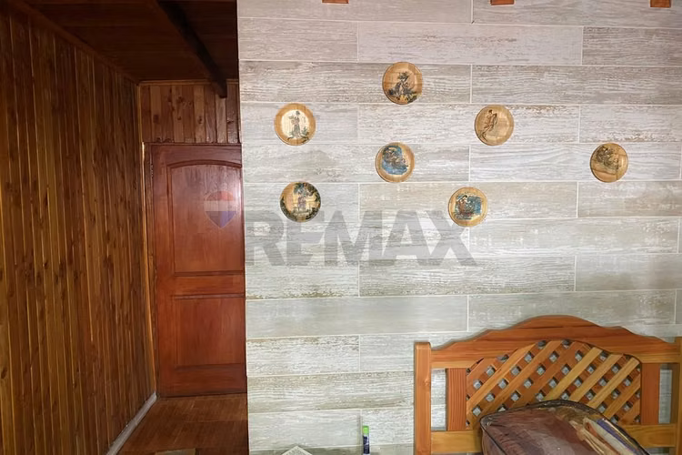 Venta casa 2 pisos con amplia bodega, loncoche