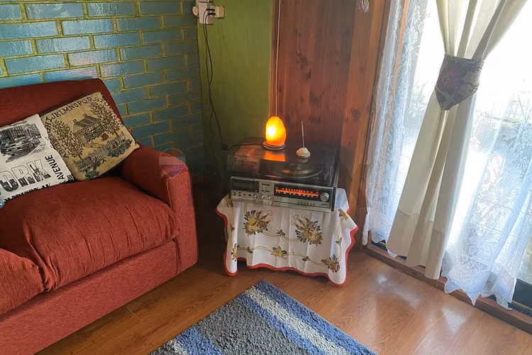 Venta casa 2 pisos con amplia bodega, loncoche