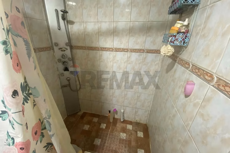 Venta casa 2 pisos con amplia bodega, loncoche