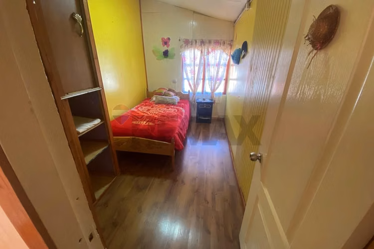 Venta casa 2 pisos con amplia bodega, loncoche