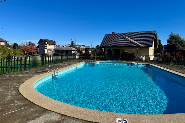 En venta casa céntrica en  pucón - Imagen 35