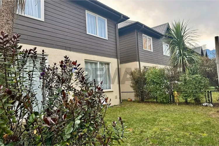 En venta casa céntrica en  pucón