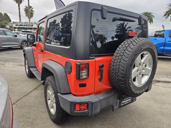 Jeep Wrangler Wrangler Sport 4x4 3.6 Aut 2017