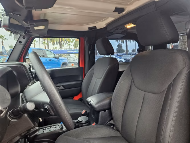 Jeep Wrangler Wrangler Sport 4x4 3.6 Aut 2017