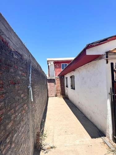 Casa + 3 Deptos. Interiores, Renta Activa – Maipú $ - Imagen 2