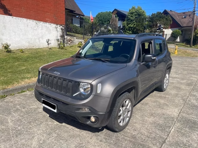 Jeep Renegade año 2022 (Crédito no importa Dicom)