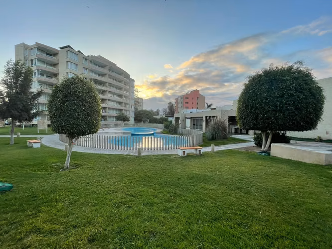 Departamento en Venta 2D + 1B + Estacionamiento (7° Piso) | Condominio Valle Azapa