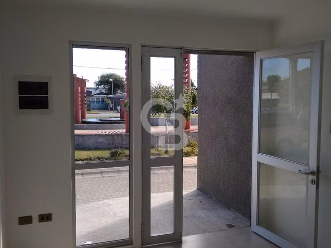 OPORTUNIDAD  Ubicación Privilegiada para emprender