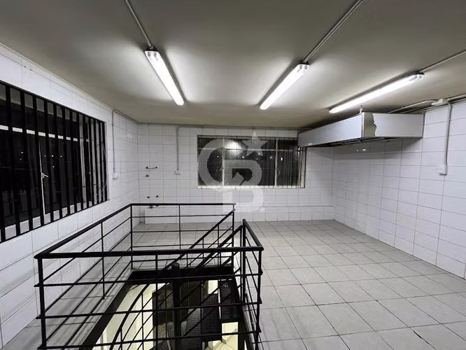 Local Comercial duplex en Colon
