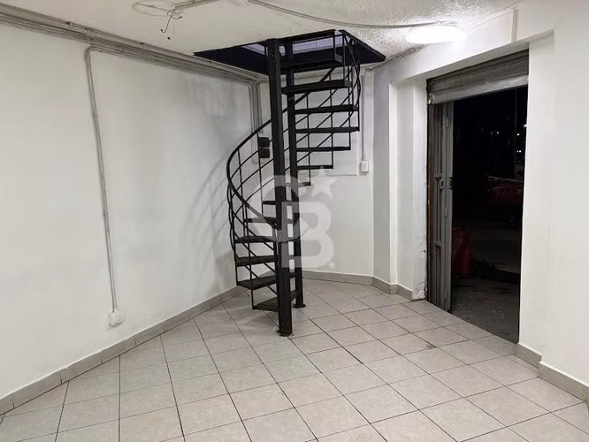 Local Comercial duplex en Colon