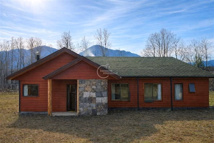 En venta casa camino al Salto El Claro