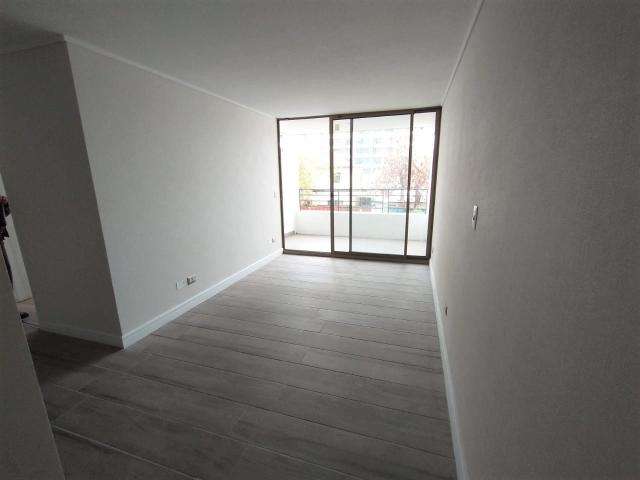 Departamento en venta de 2 dorm. en Macul - Imagen 2