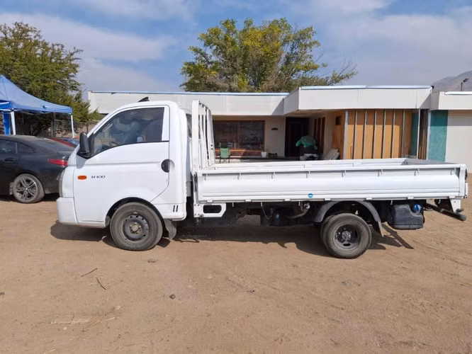 Se vende Hyundai Porter H100  2.5 petrolero  muy bien cuidado