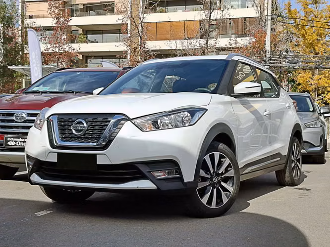 NISSAN KICKS 2018