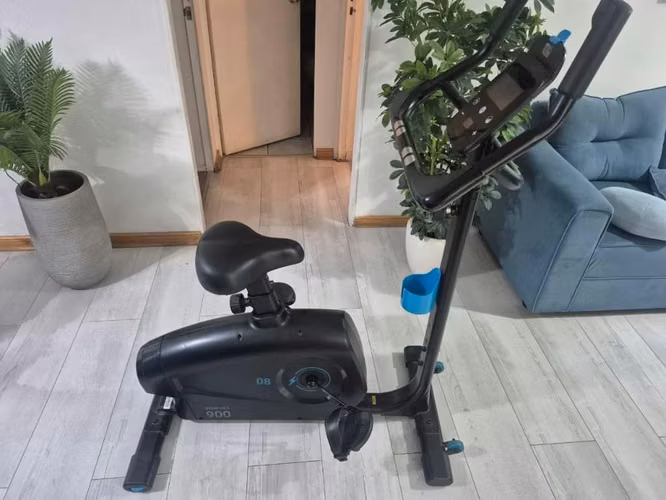 Bicicleta Estática Domyos EB900 B Conectada - Excelente Estado PRECIO CONVERSABLE