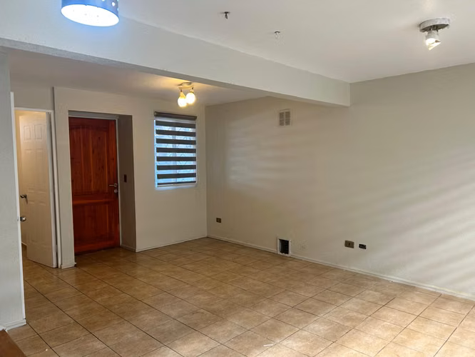 Se vende Casa en Pudahuel ....Sector Enea