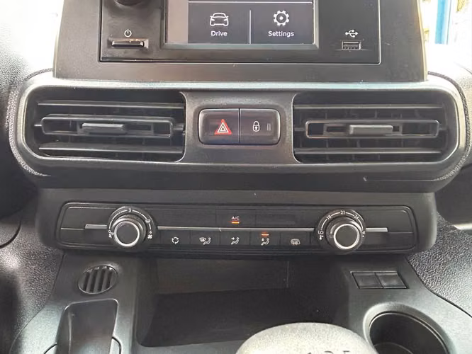 CITROEN BERLINGO BLUEHDI 1.5 - 2024 | 358