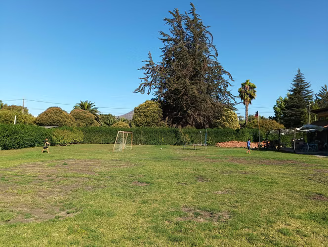 Amplia Casa con Parcela en Venta (173766)