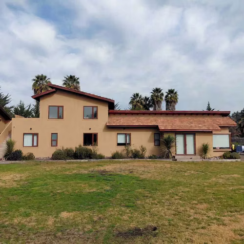 Amplia Casa con Parcela en Venta (173766)
