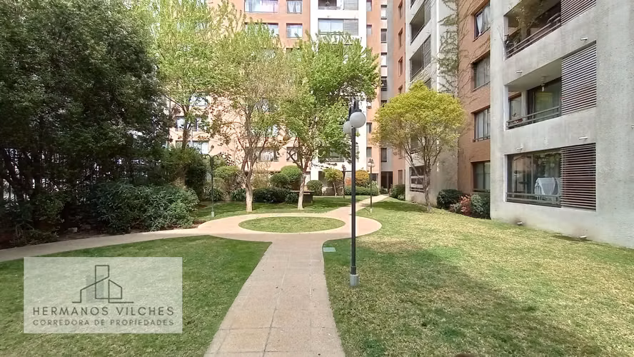 Excelente oportunidad de arriendo departamento | Barrio República, Santiago.