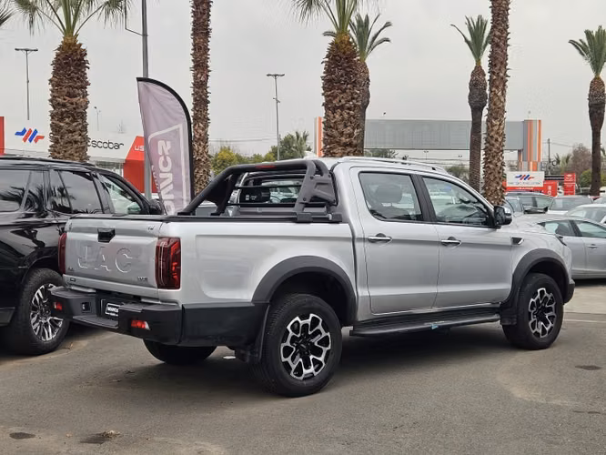 Jac T9 T9 4x4 2.0 Aut 2025 - Imagen 4