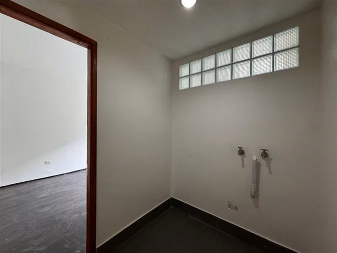 Casa en arriendo de 4 dorm. en Providencia