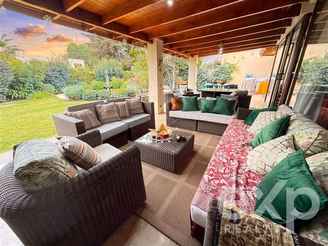 PRECIOSA CASA NO PERIMETRAL EN EL CORAZÓN DE CHAMISERO