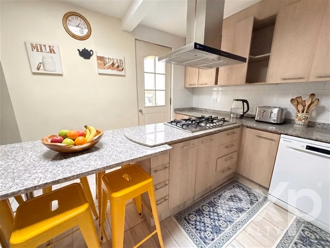 PRECIOSA CASA NO PERIMETRAL EN EL CORAZÓN DE CHAMISERO