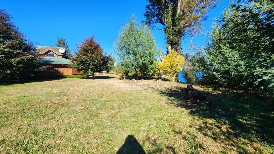 Espectacular casa con orilla de Lago Puerto Varas - Imagen 10