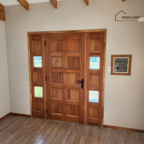 SE VENDE MARAVILLOSA CASA SECTOR LAS LOMAS, CIUDAD DE PUERTO VARAS!