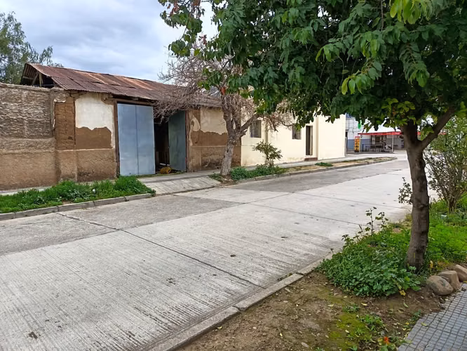 Oportunidad, Gran terreno de 937 mt2 en pleno centro de Til Til