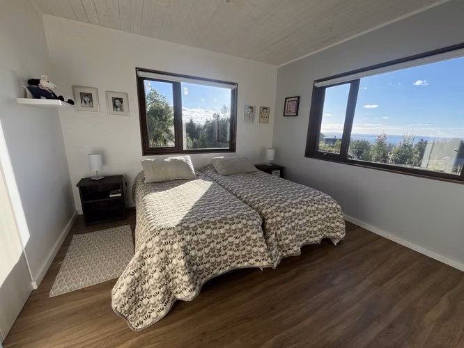 Hermosa casa con vista al lago Villarrica en condominio!