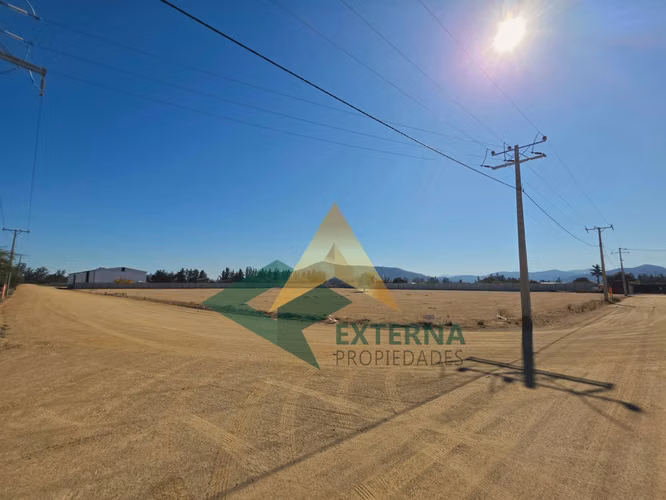 VENTA DE LOTE COMERCIAL MUNDO NUEVO