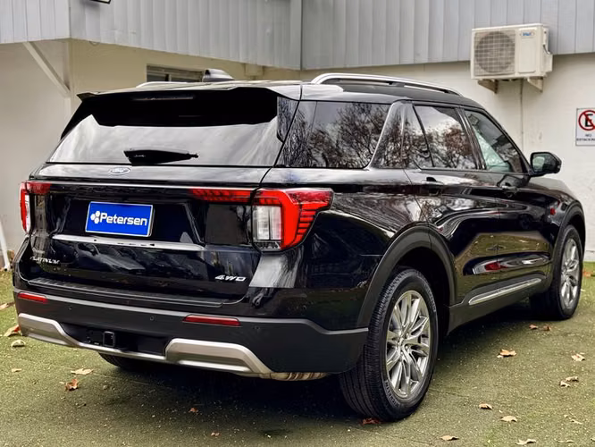 FORD EXPLORER EXPLORER PLATINUM MCA - 2025 | 2518