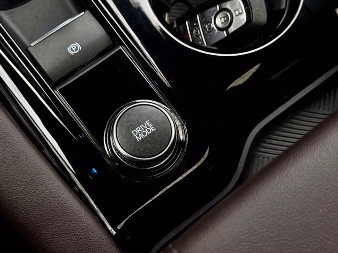 FORD EXPLORER EXPLORER PLATINUM MCA - 2025 | 2518