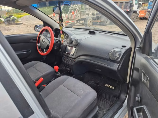 Vendo chevrolet aveo