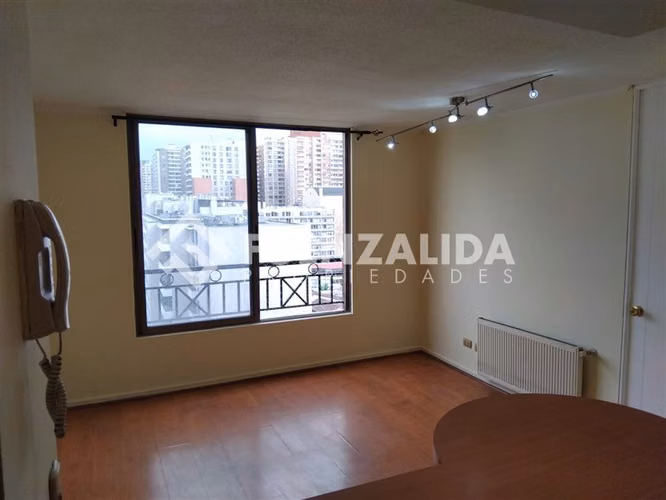 Dpto 1 Dormitorio - 1 Baño - Bodega ( Santa Lucía - Stgo )