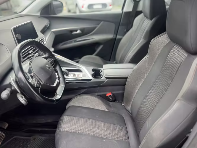 PEUGEOT 3008 DIESEL AT