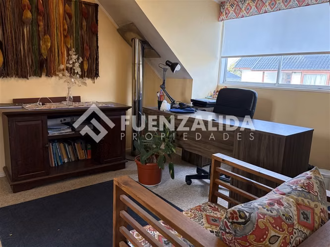 Venta Casa AMOBLADA 3D2B Quincho Zona Clínica Puerto Varas
