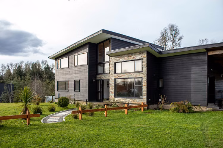 Venta Parcela de 5.000 m² con Espectacular Casa – Chancoyán, Valdivia