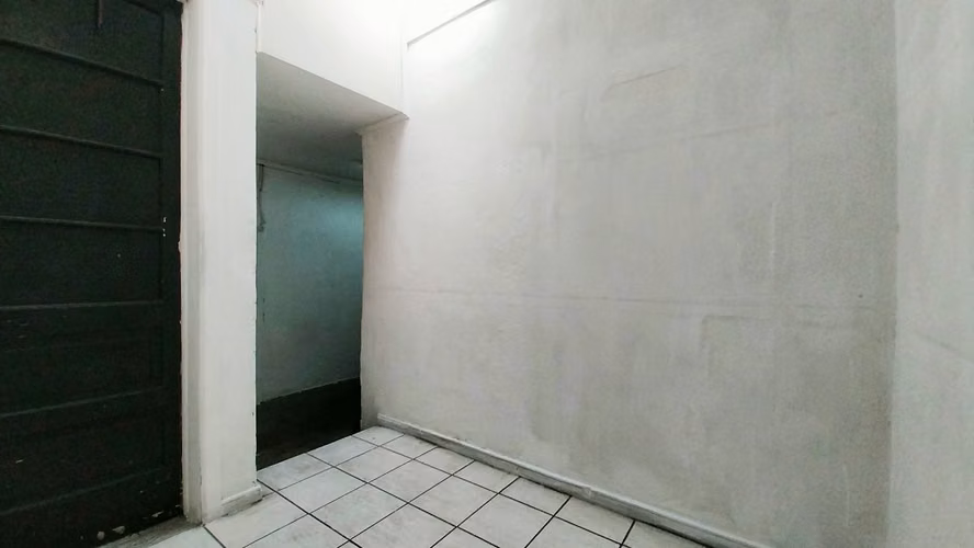 Local Comercial Sala de Ventas Oficina Bodegas Excelente Ubicación