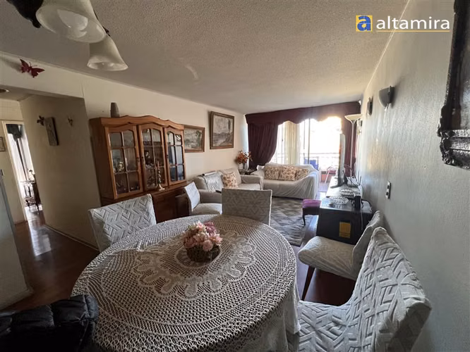 Departamento en venta de 3 dorm. en Iquique