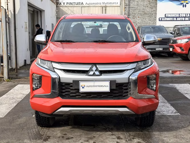 MITSUBISHI L200 2023