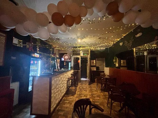 Arriendo Restaurante con patente (176547)