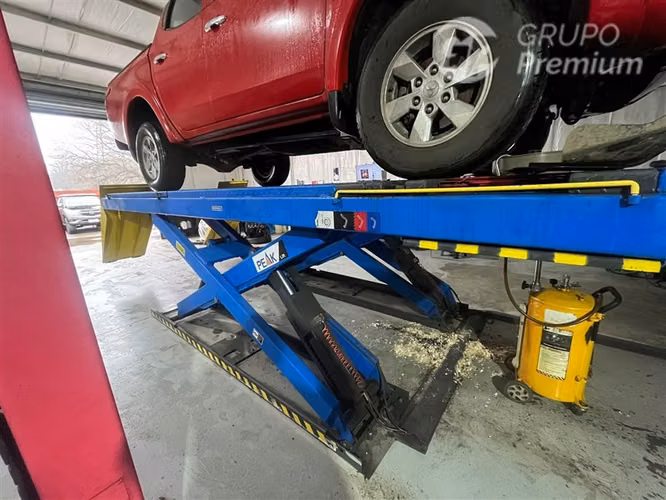 Industrial Derecho a llave en venta en Los Angeles