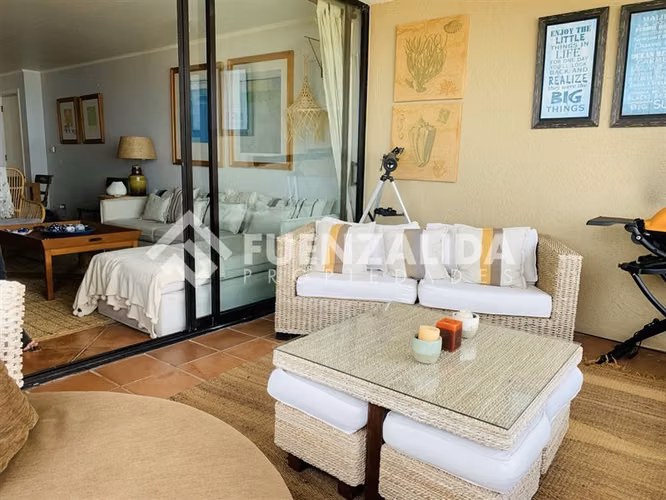 Departamento amoblado en venta de 3 dorm. en Santo Domingo
