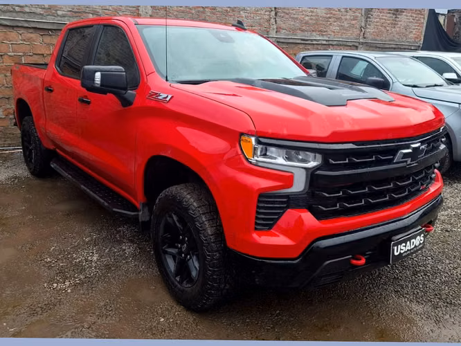 CHEVROLET SILVERADO 2024